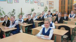 У 8 класі пройшов регіональний урок: «Єдина родина в центрі України»