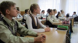 У 8 класі була проведена бесіда до Дня української  писемності