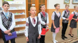 13 жовтня у 8 класі відбулася тематична лінійка «Подорож козацькими стежками».