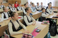 У 8 класі була проведена бесіда до Дня української  писемності